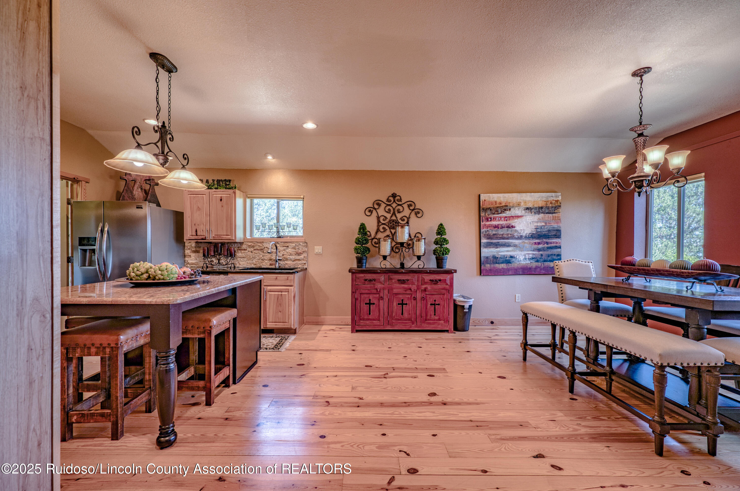 135 Sun Mountain Loop