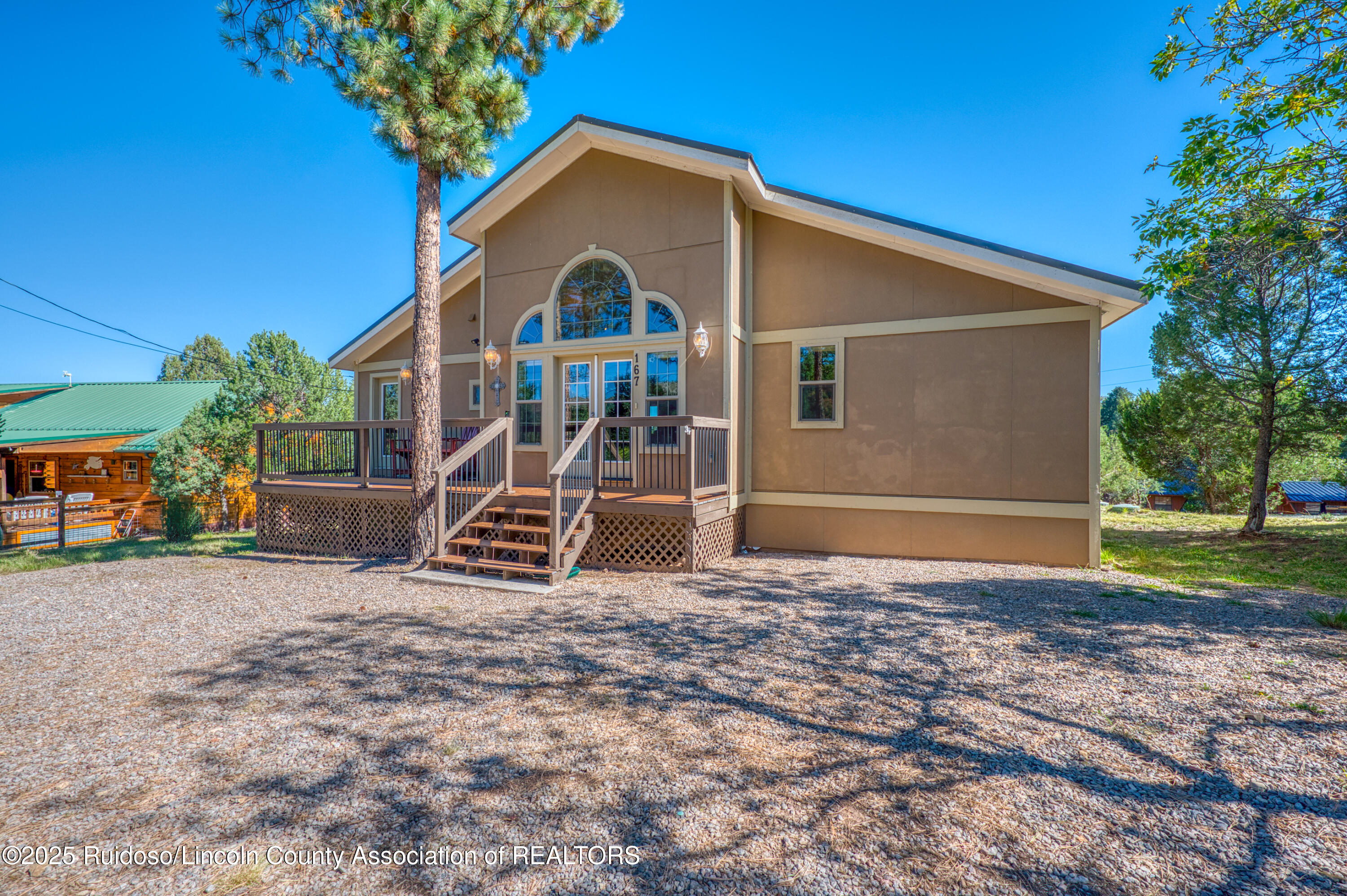 135 Sun Mountain Loop