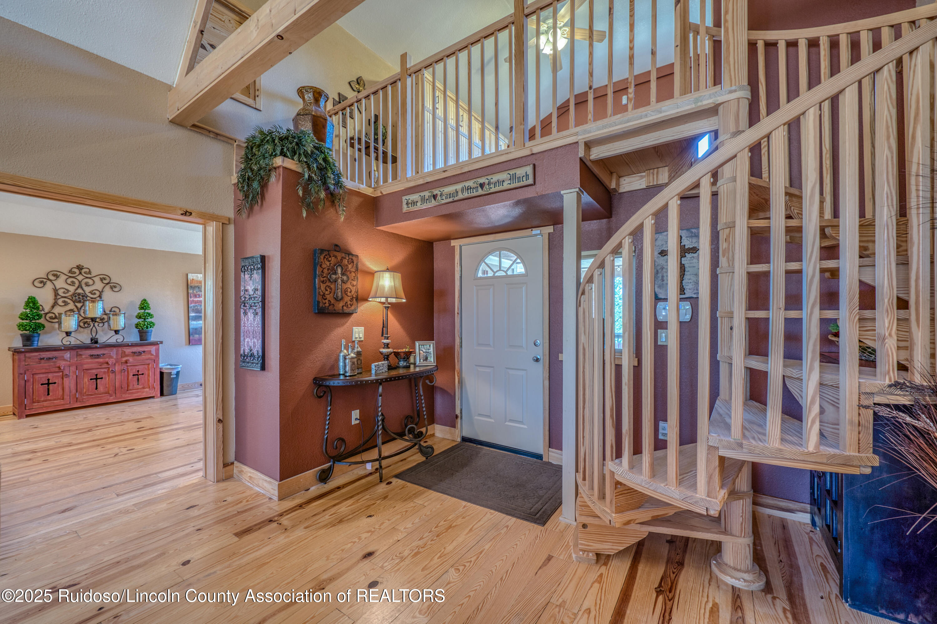 135 Sun Mountain Loop