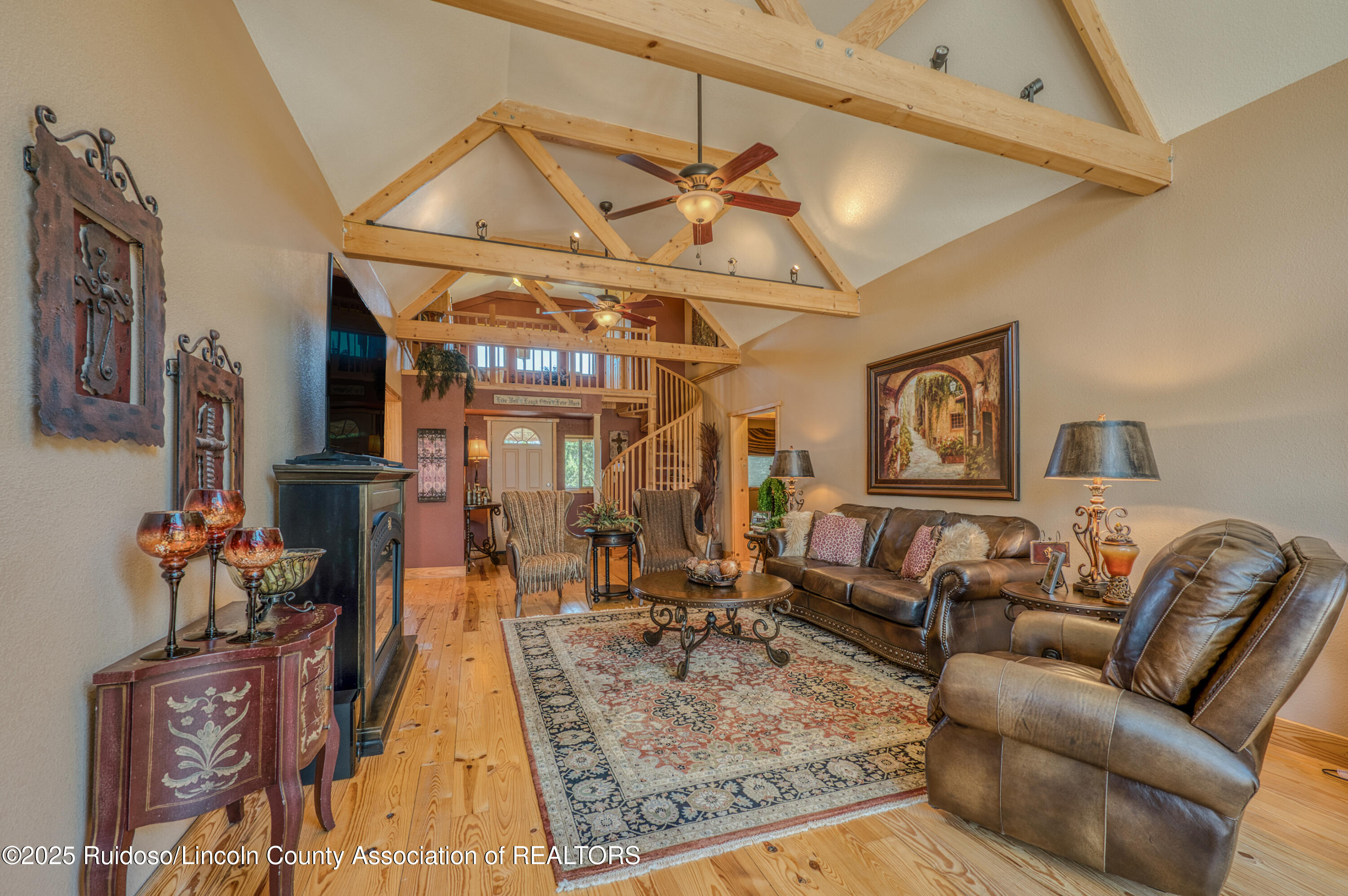 135 Sun Mountain Loop