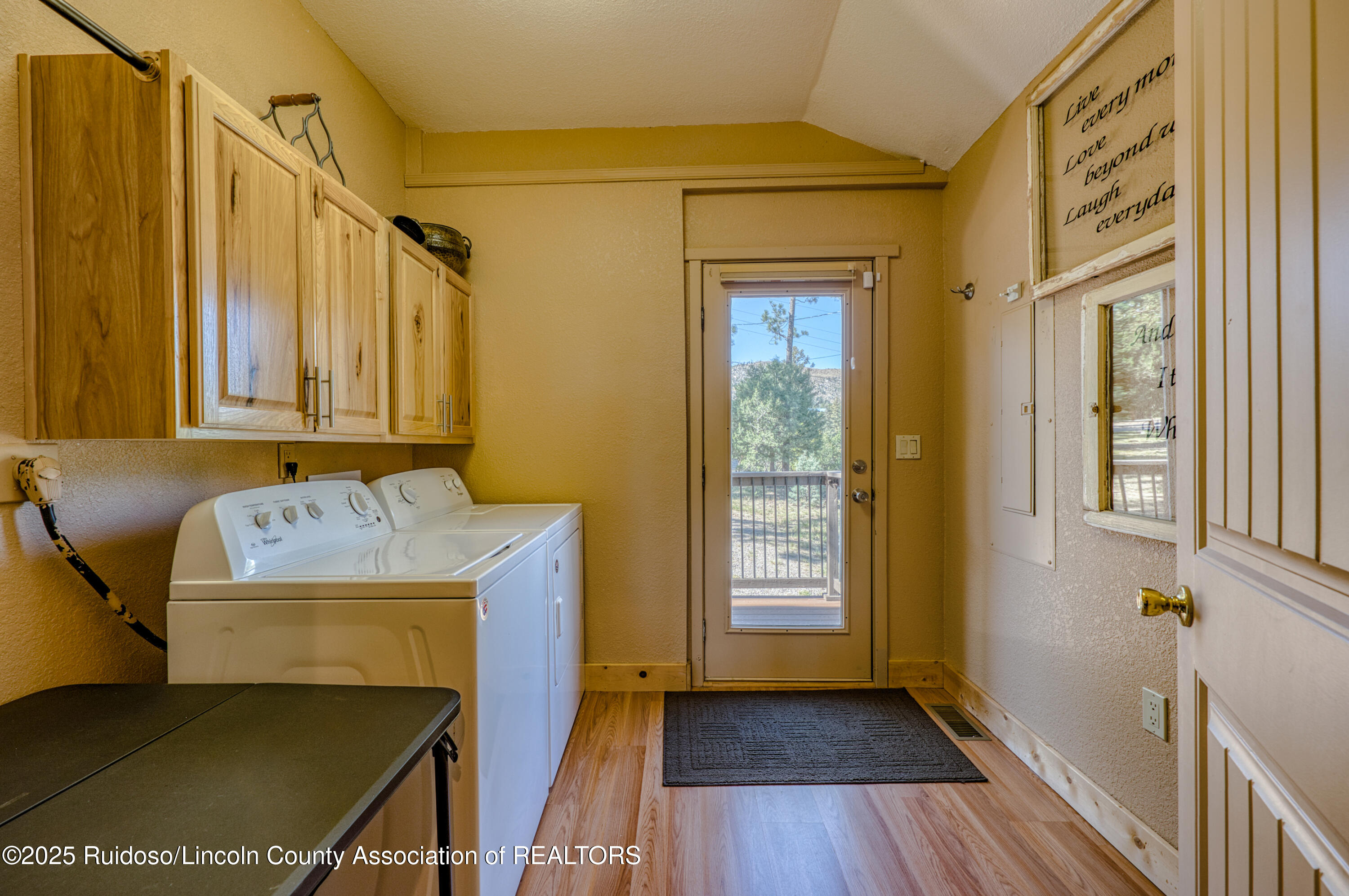 135 Sun Mountain Loop