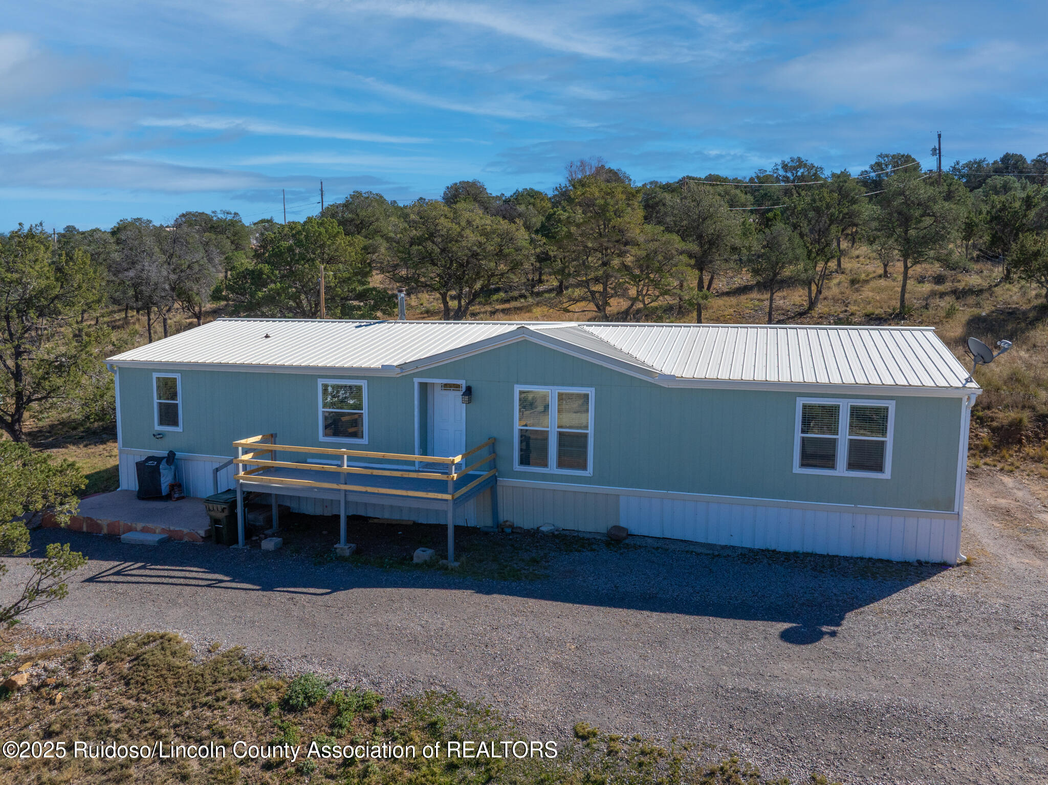 140 W Grand View Road