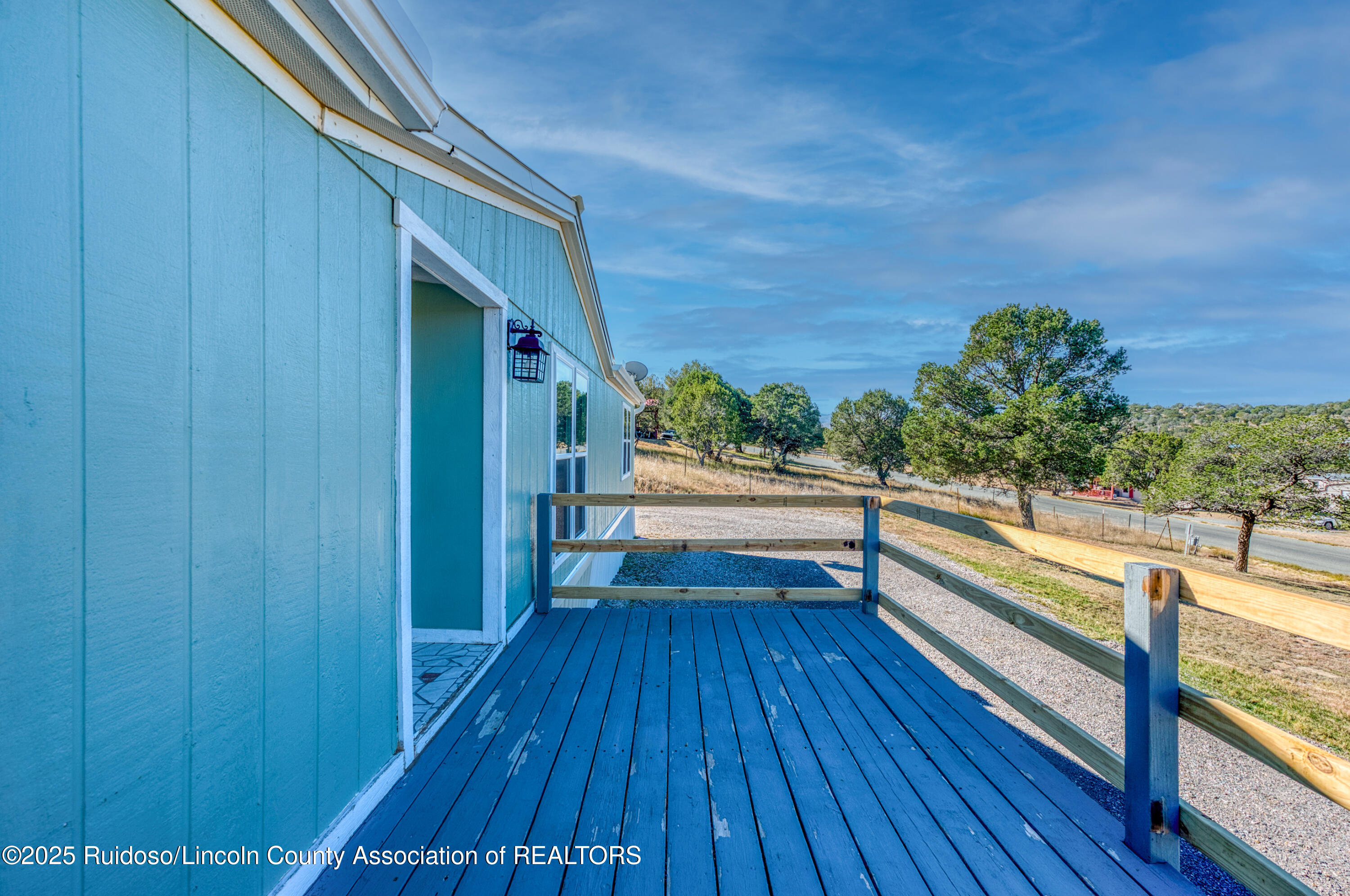 140 W Grand View Road