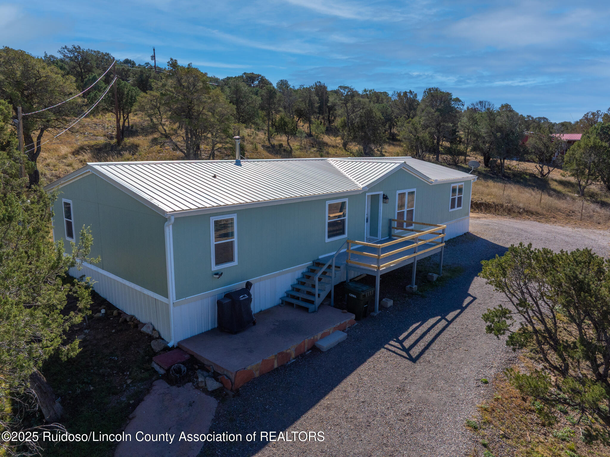 140 W Grand View Road