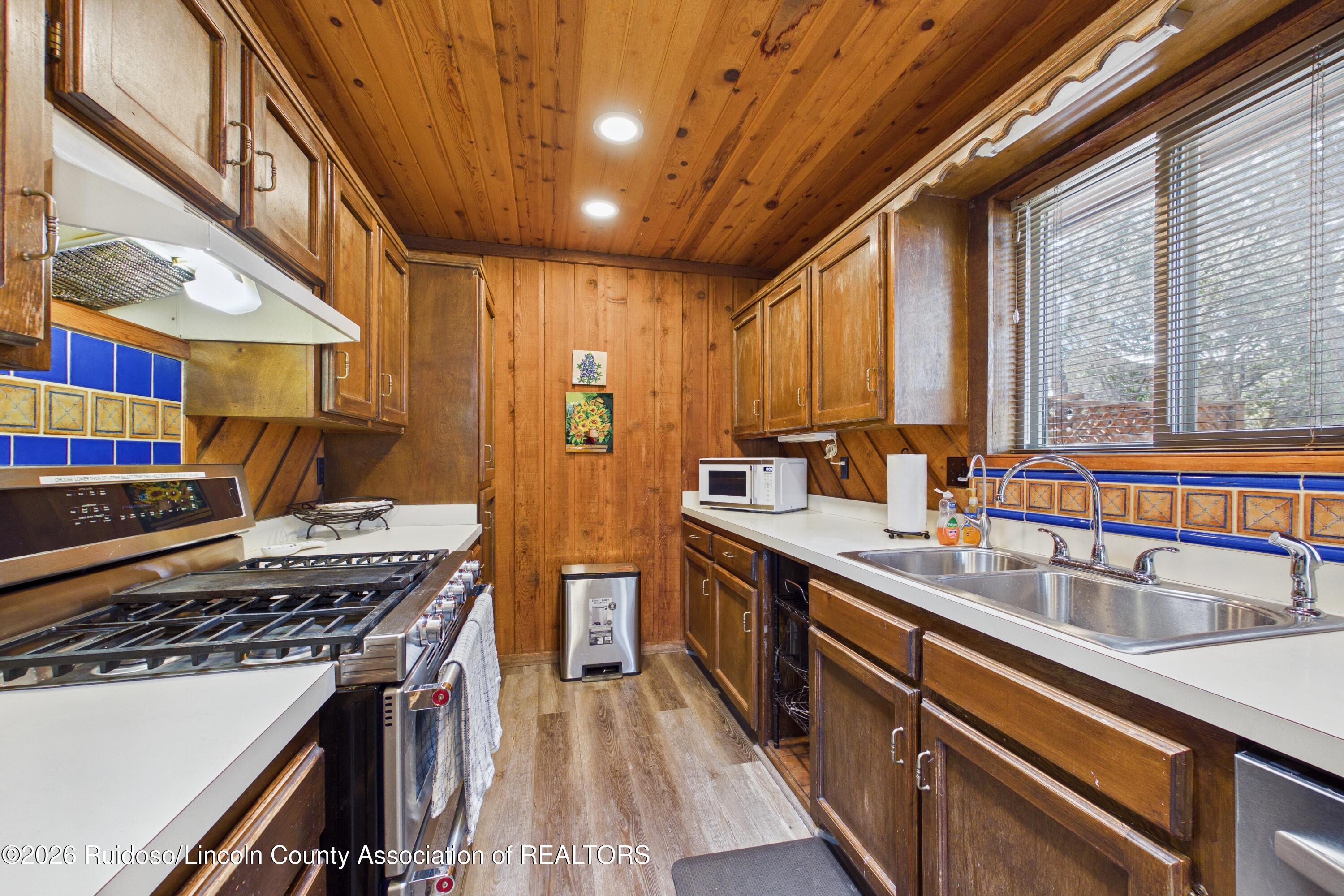 206 Ll Davis Drive