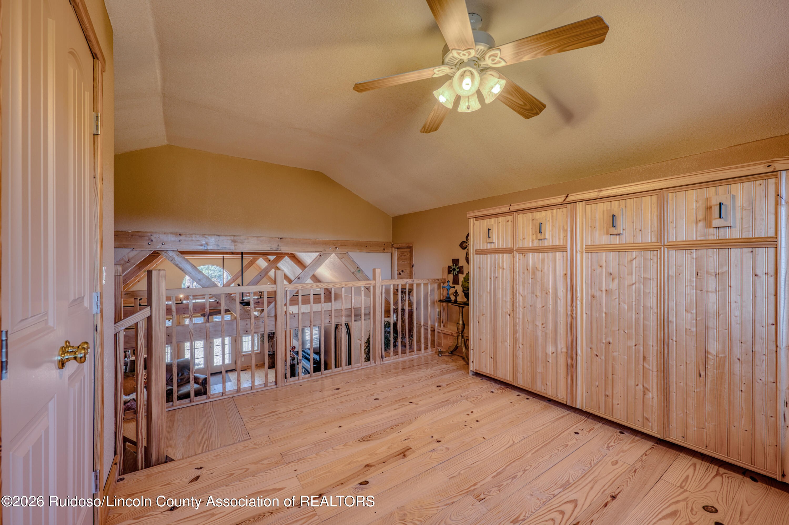 135 Sun Mountain Loop