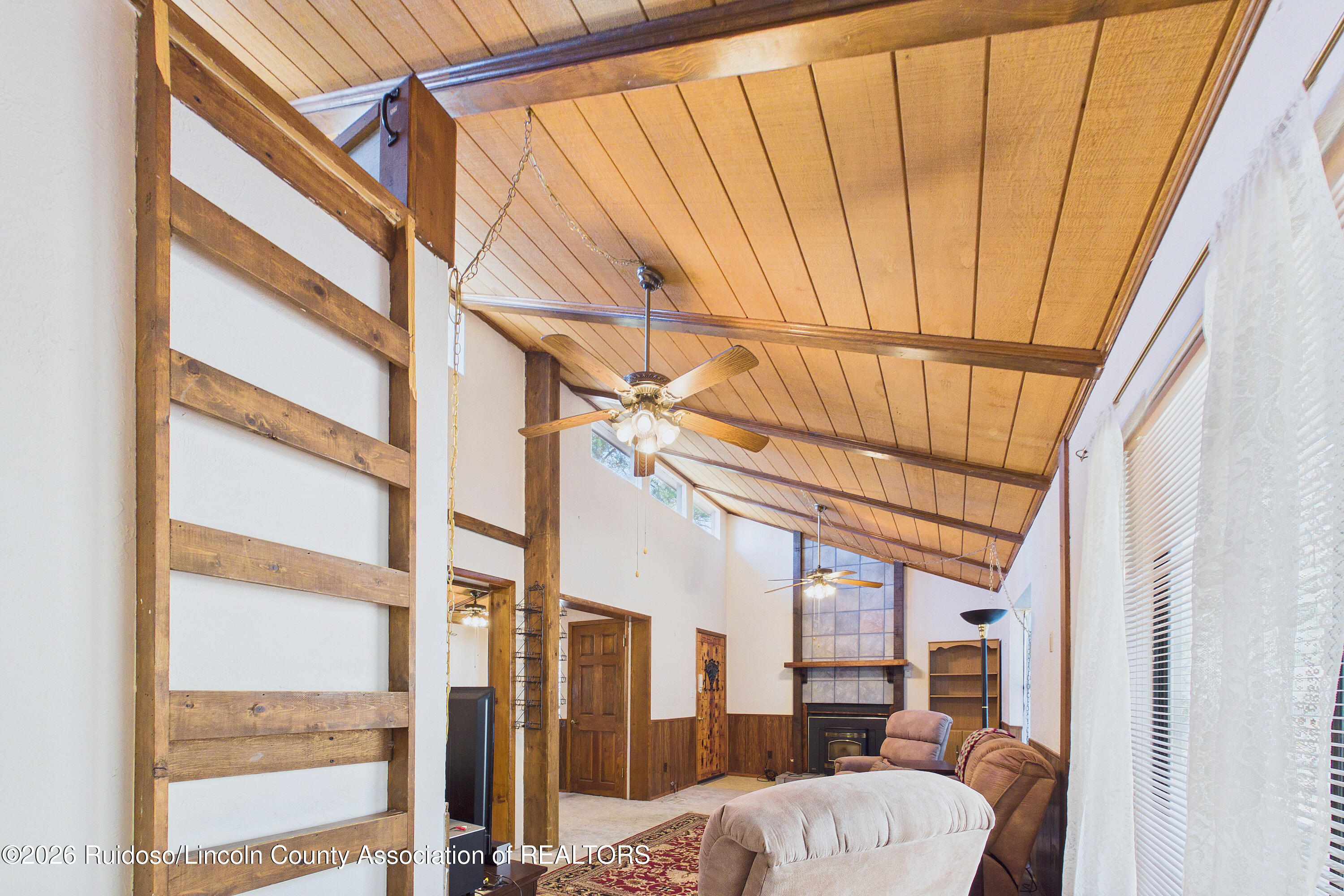 208 Chaves Road
