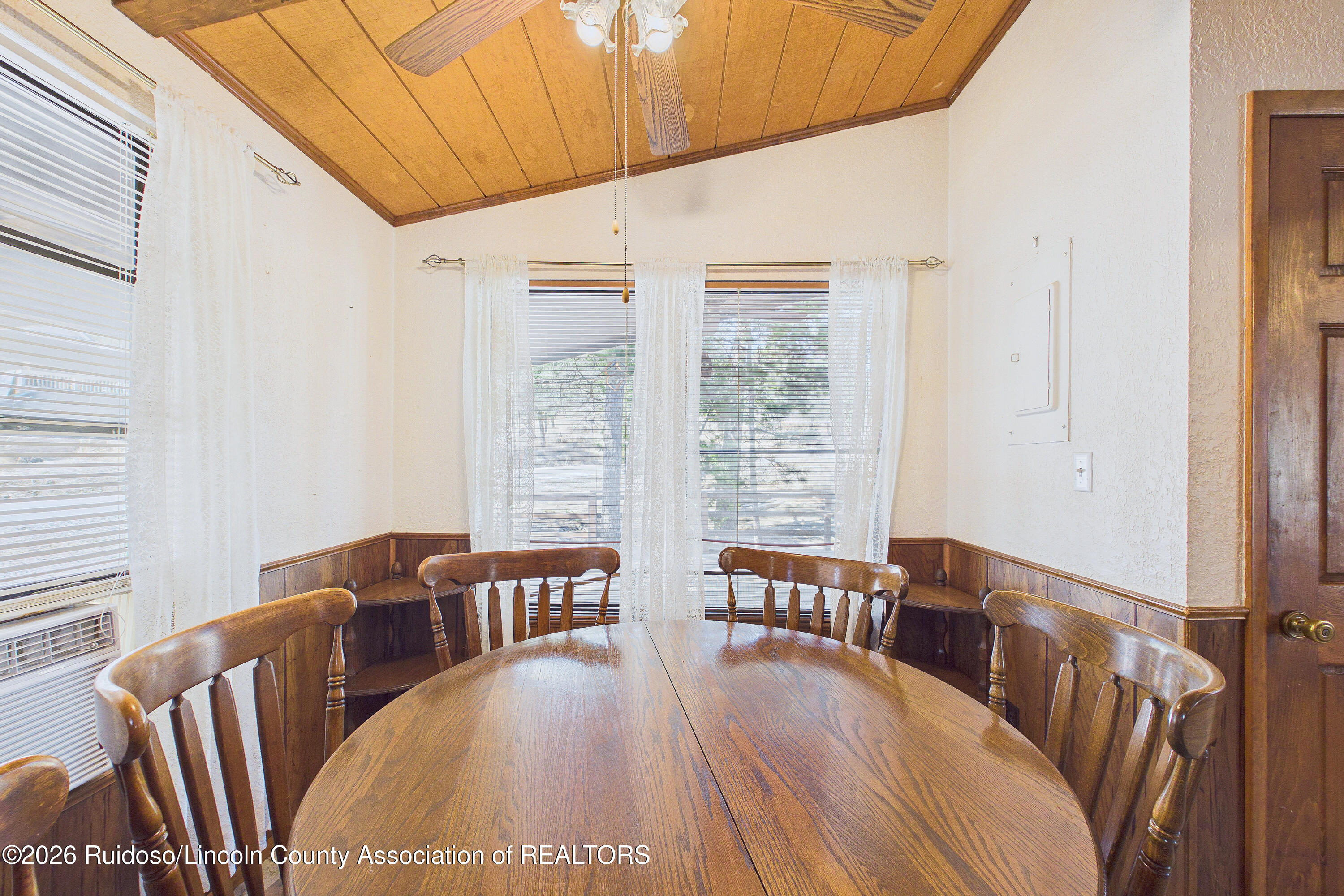 208 Chaves Road