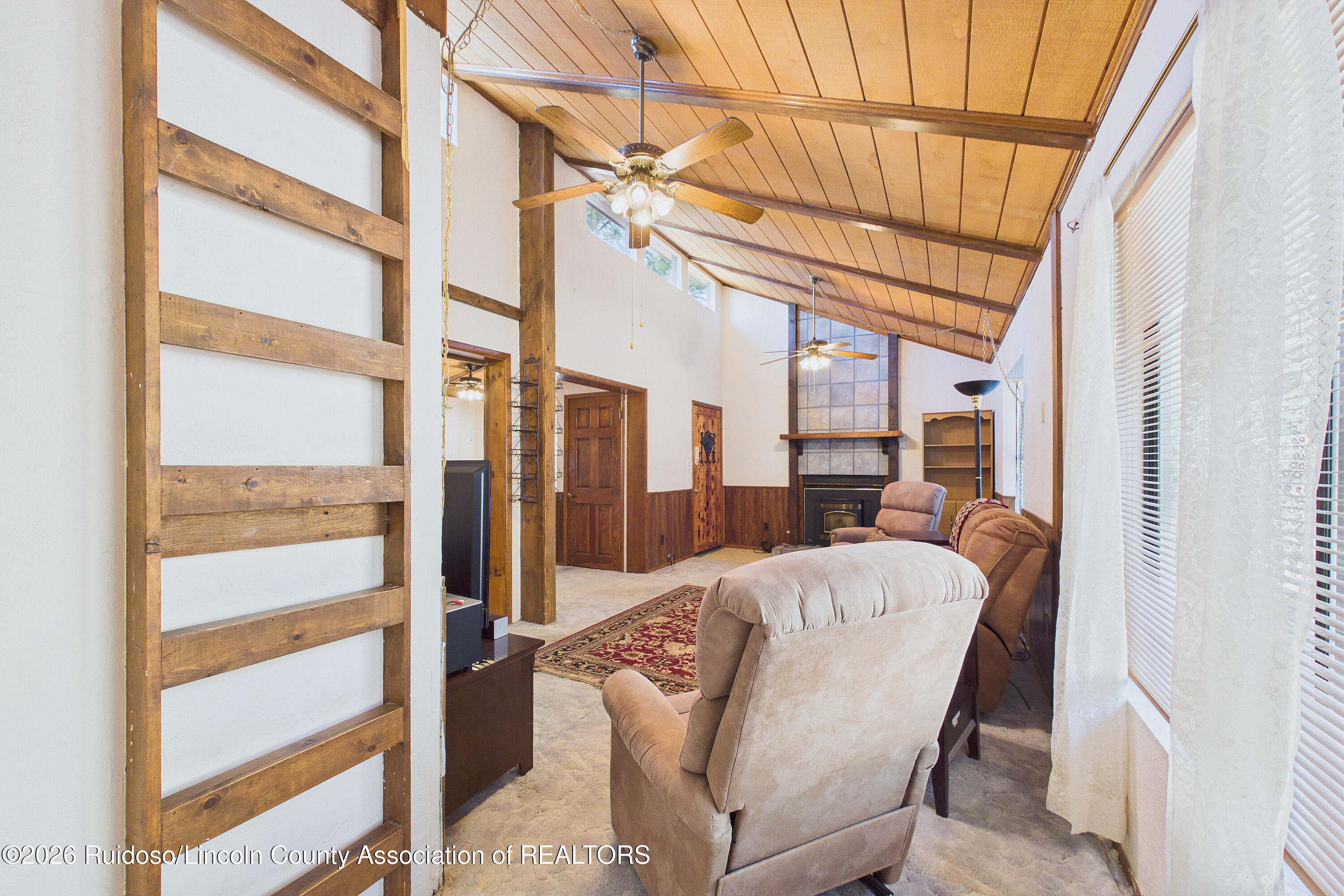 208 Chaves Road