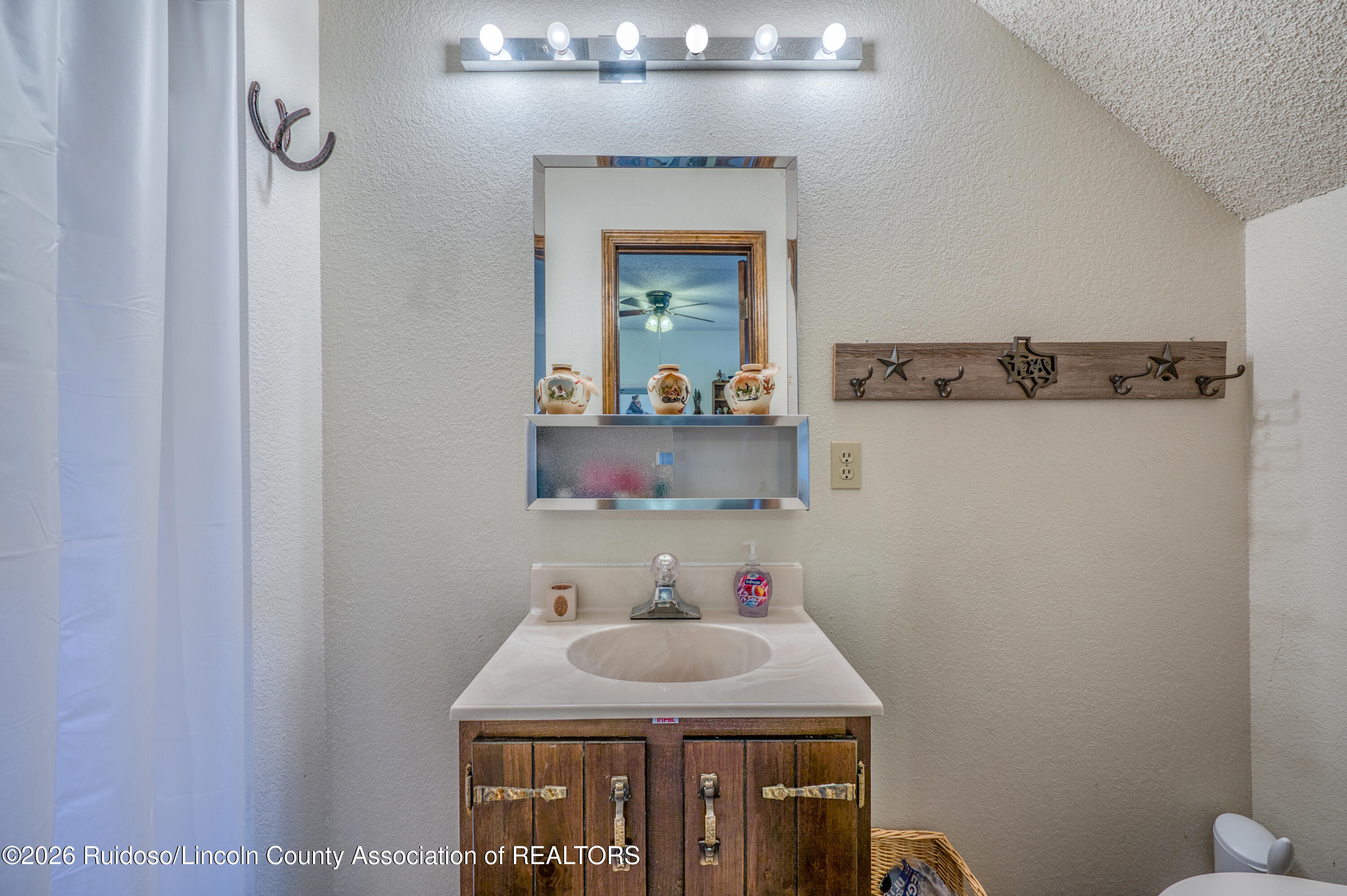106 Granite Court B