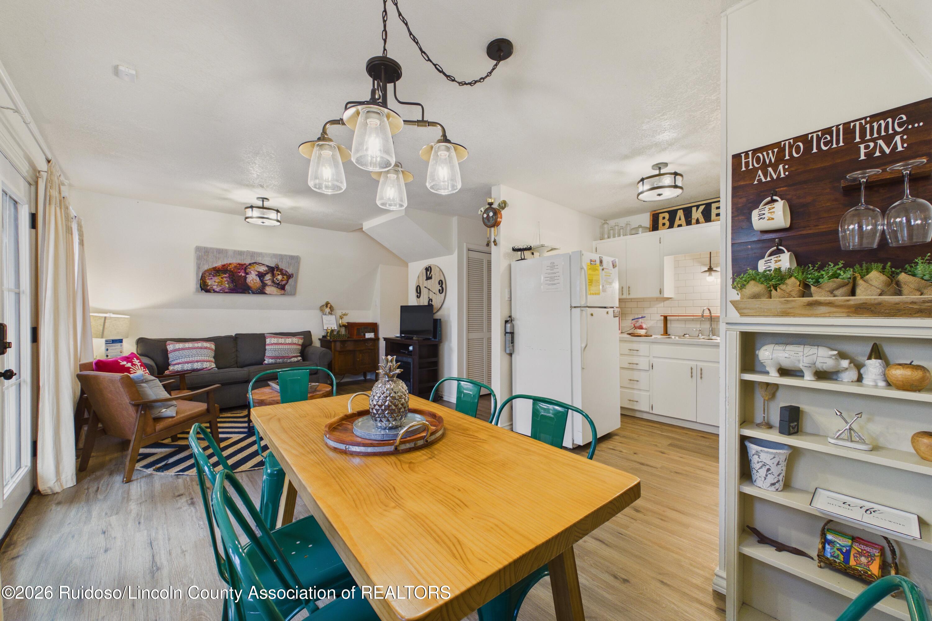 555 2nd Street