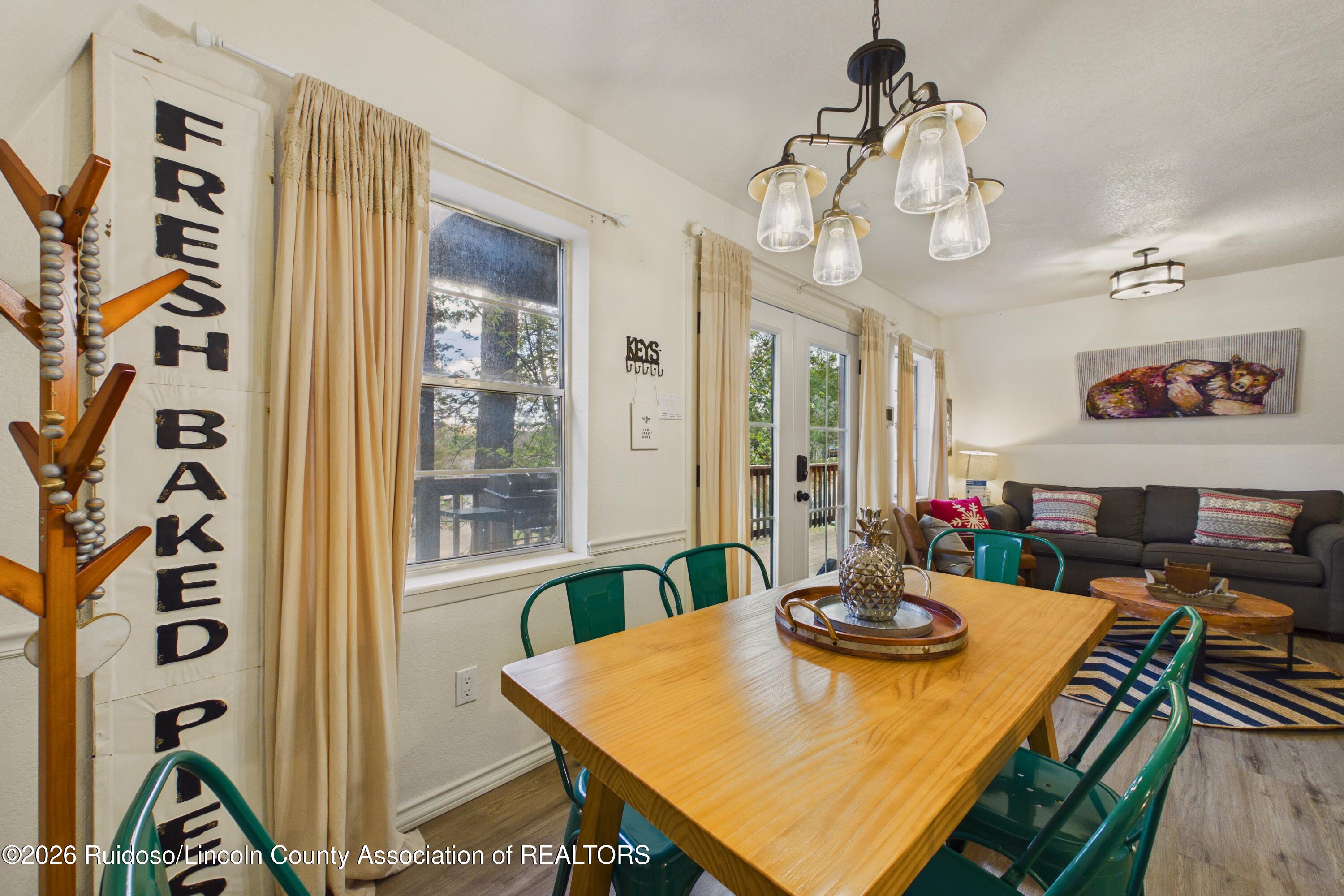 555 2nd Street