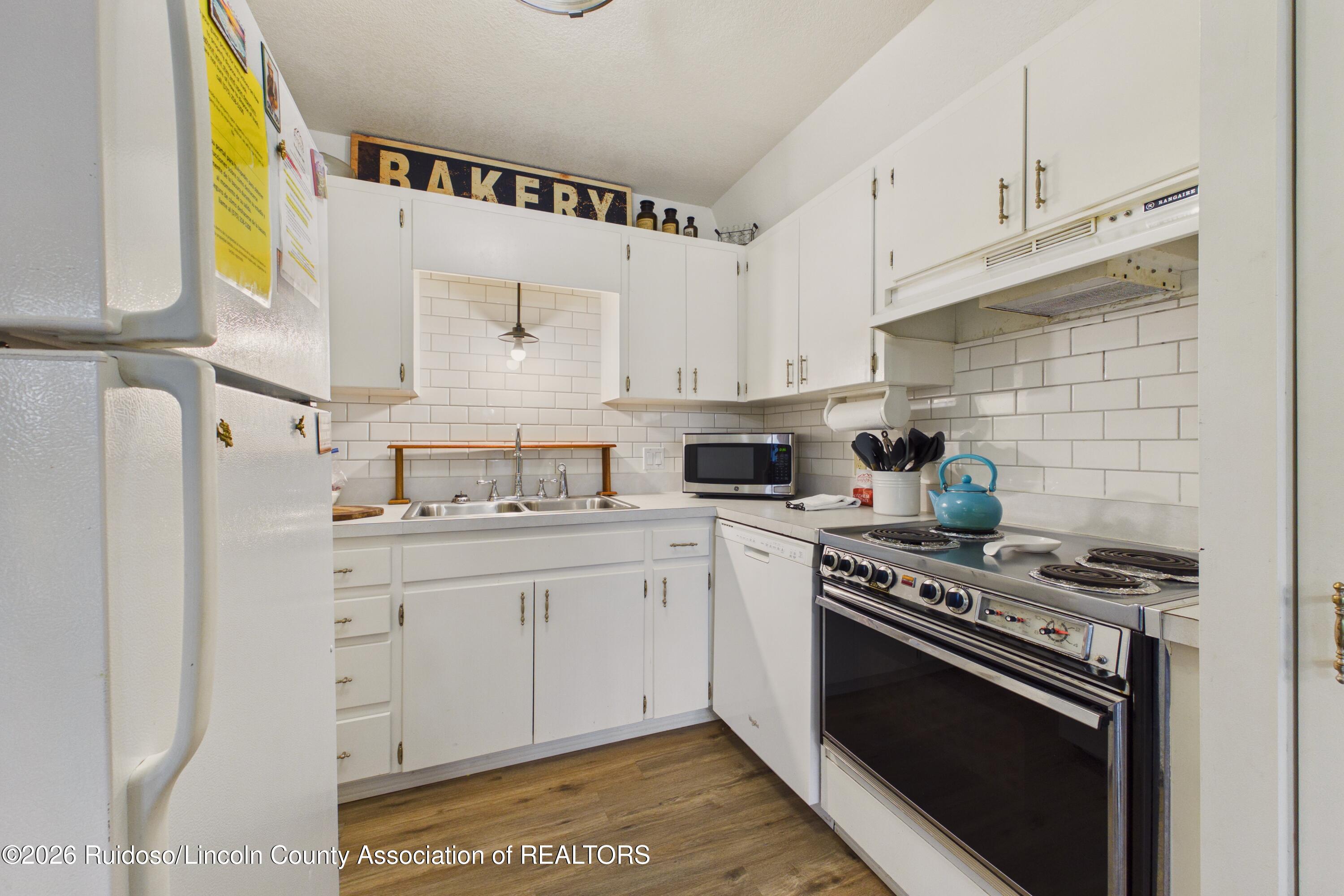 555 2nd Street