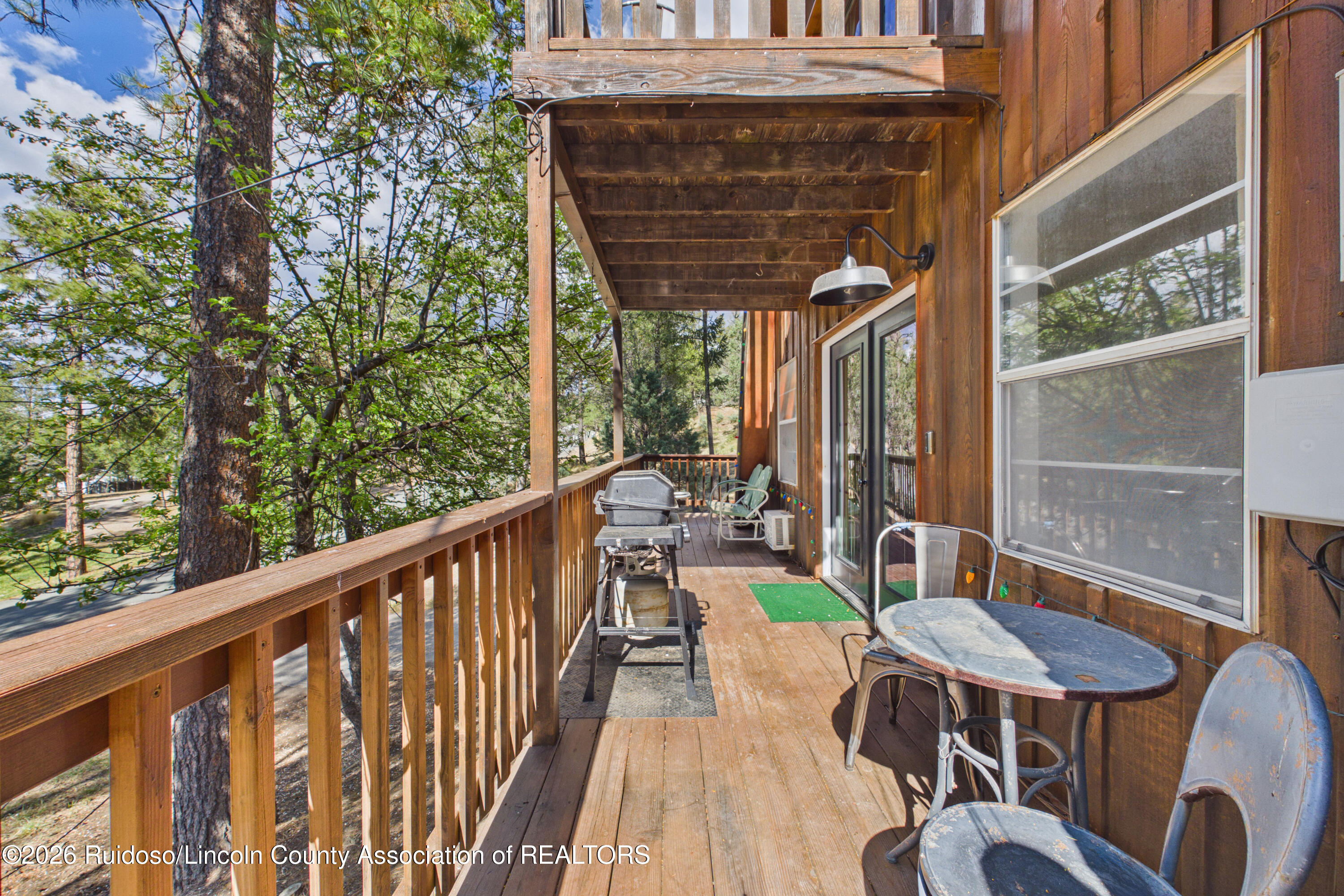 555 2nd Street