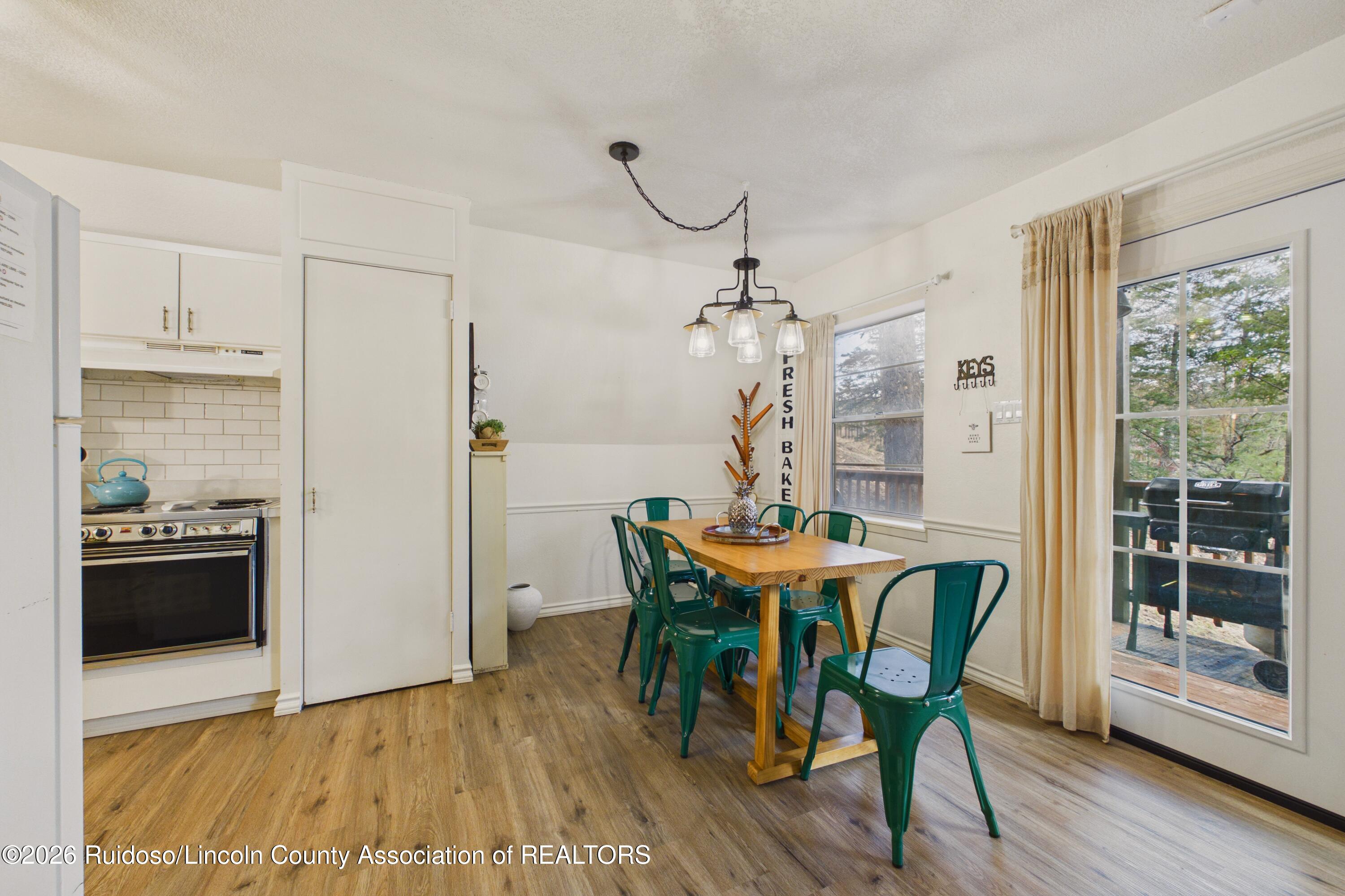 555 2nd Street