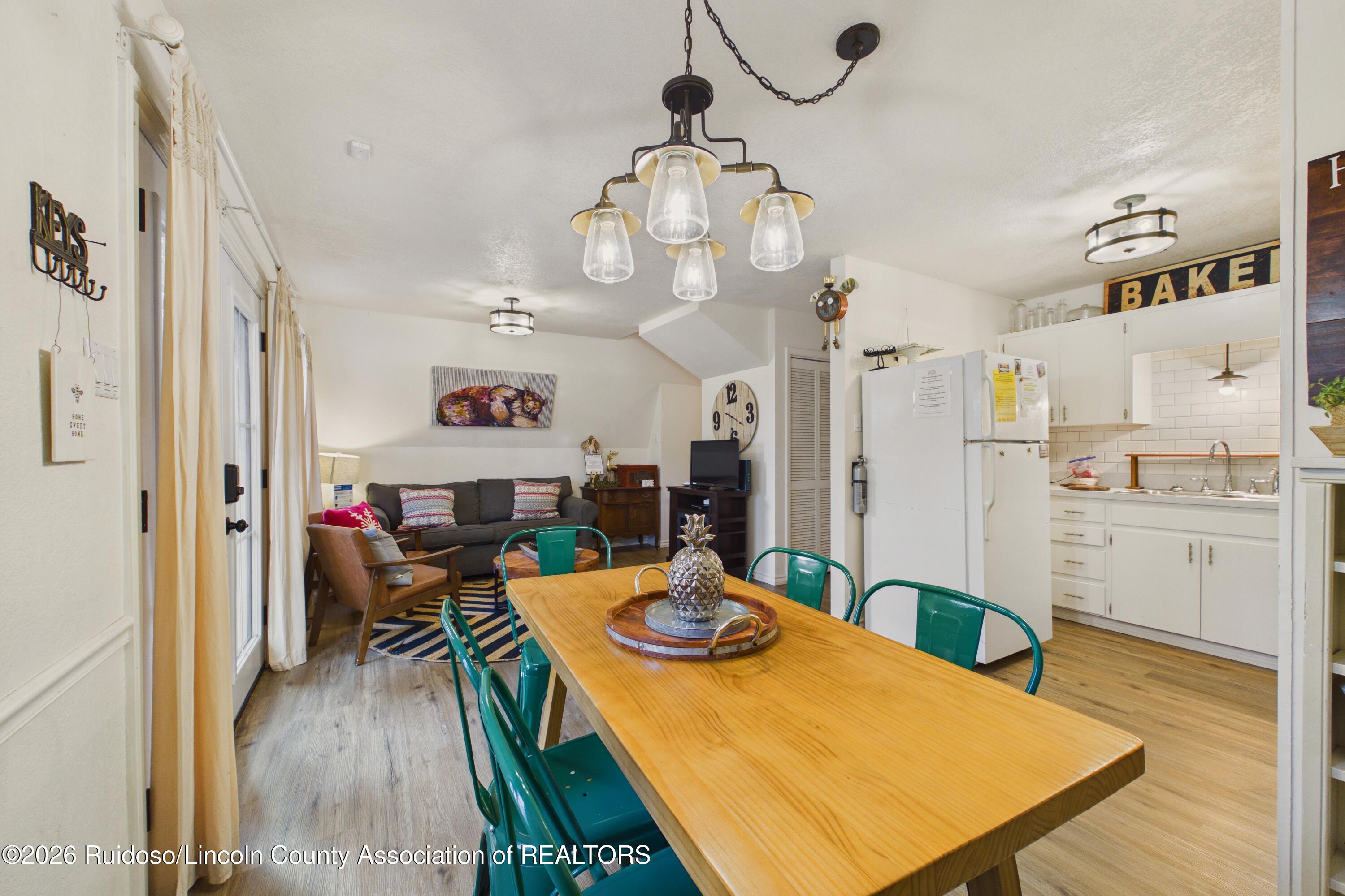555 2nd Street