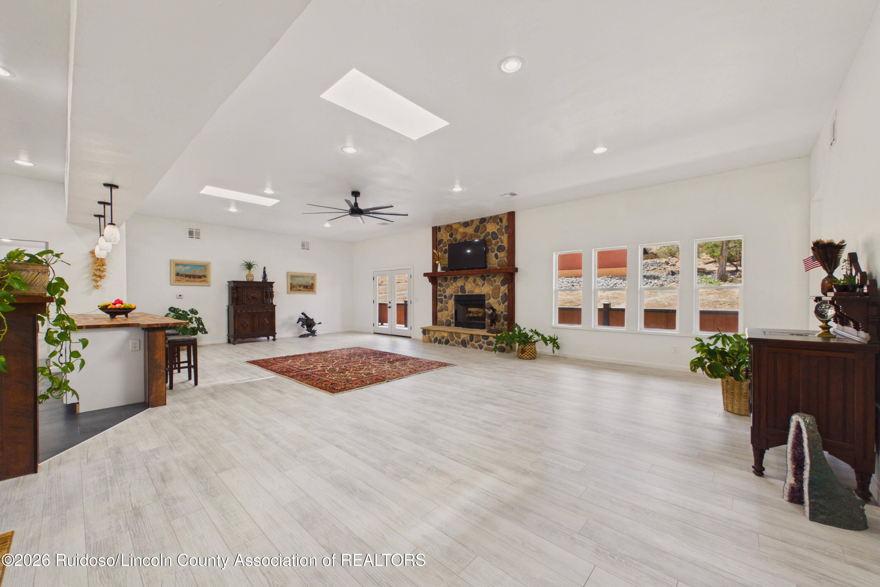 353 Sandesta Drive