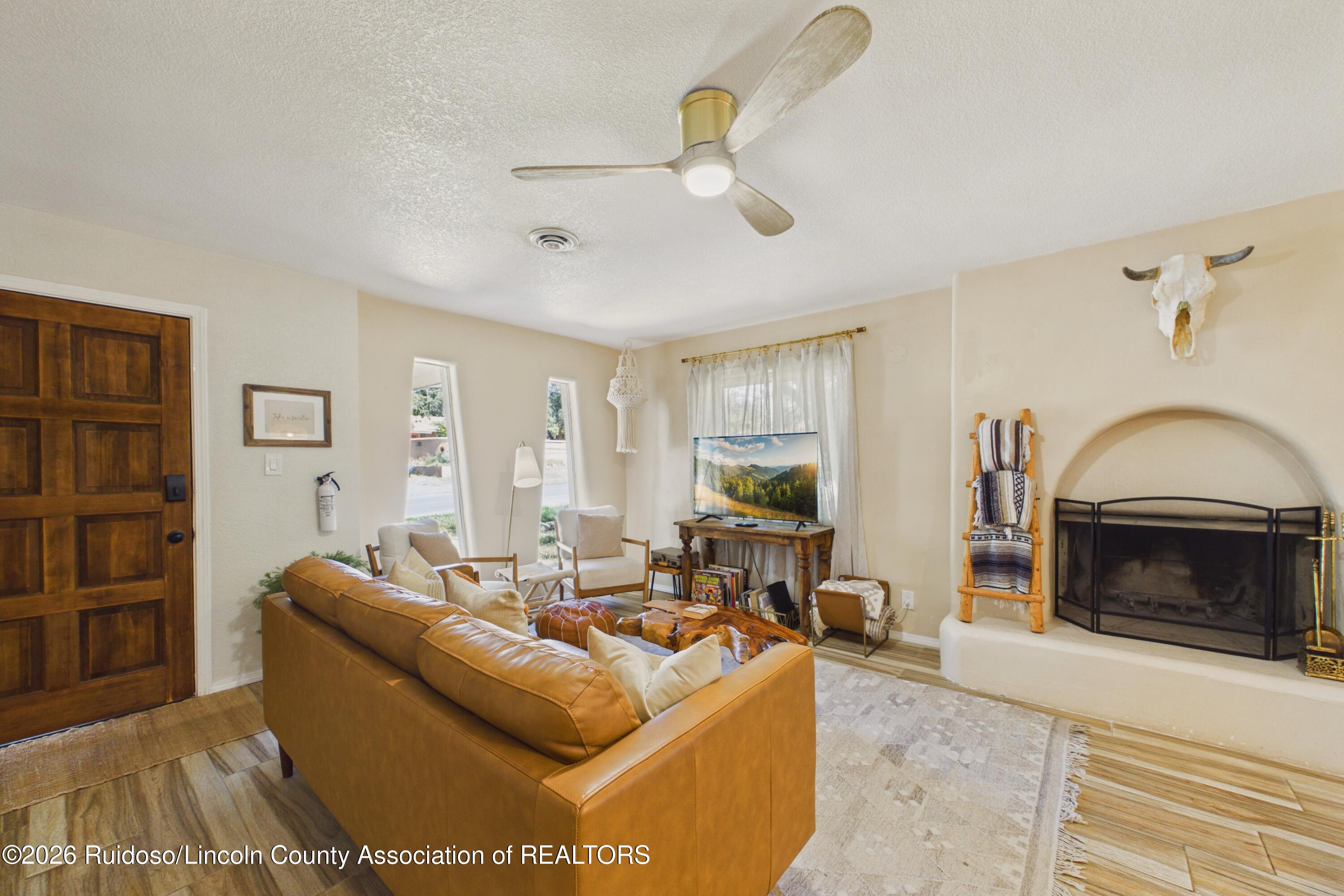 312 Grindstone Canyon Road