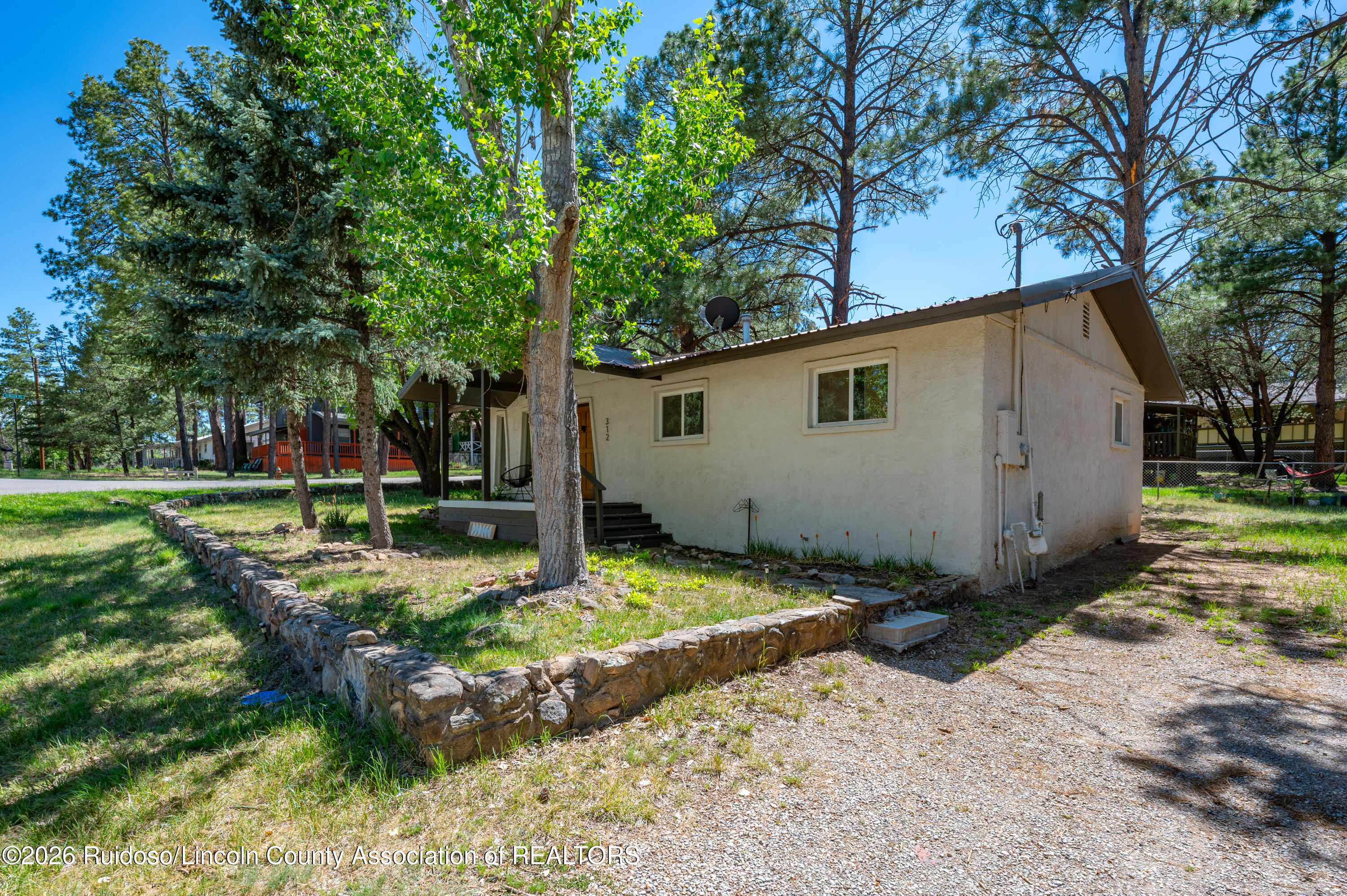 312 Grindstone Canyon Road