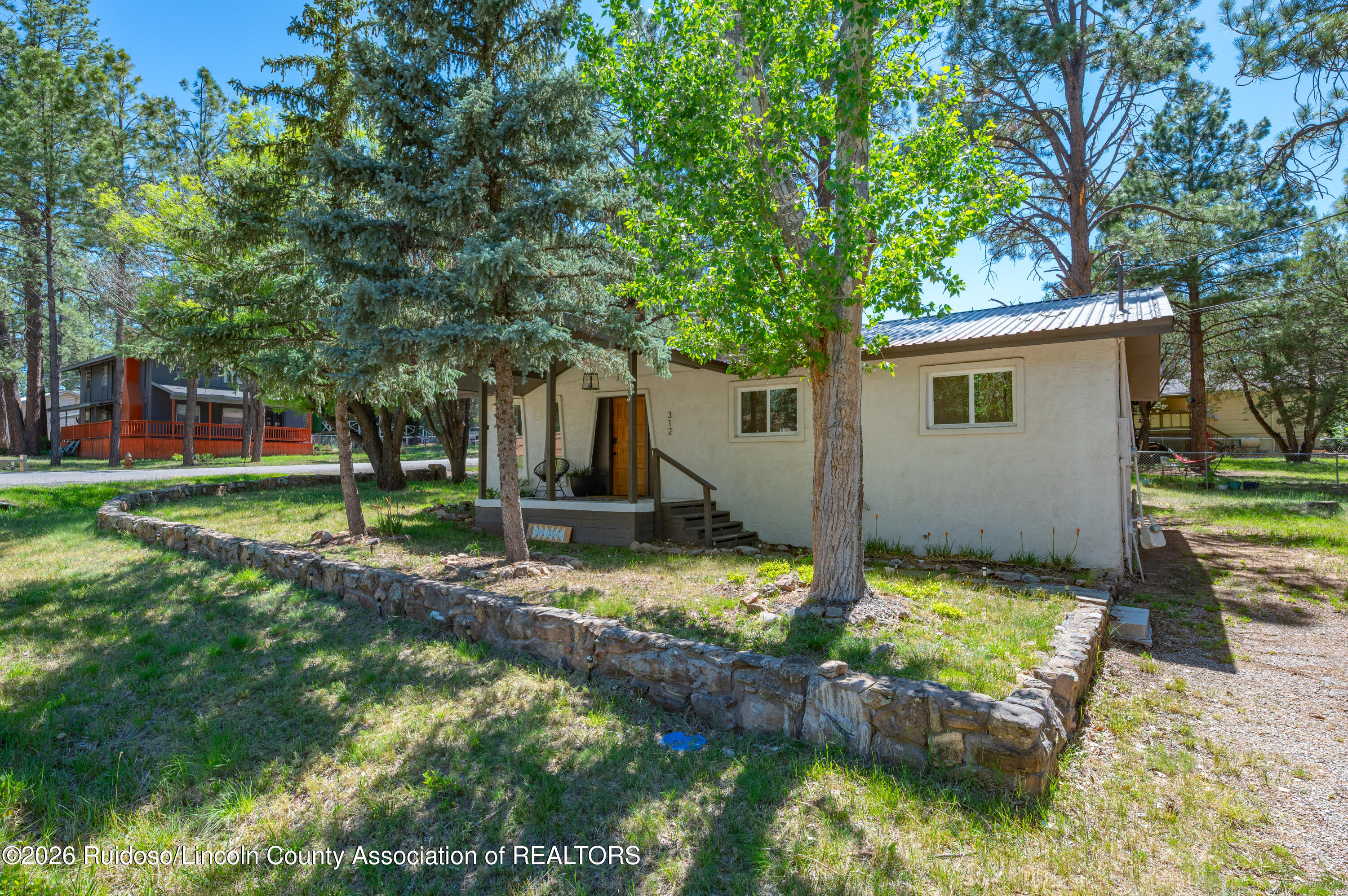 312 Grindstone Canyon Road
