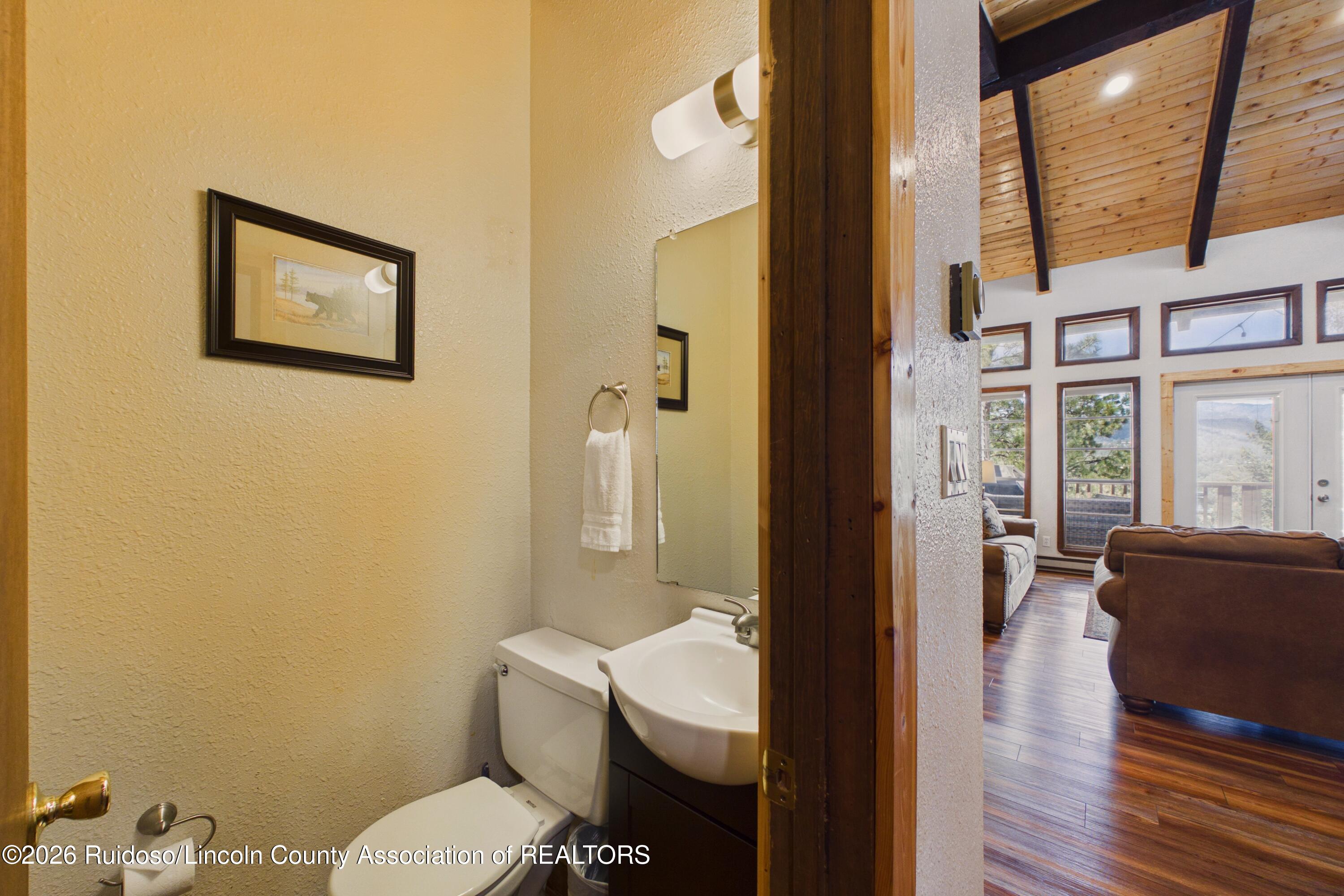 220 Lookout Drive I4