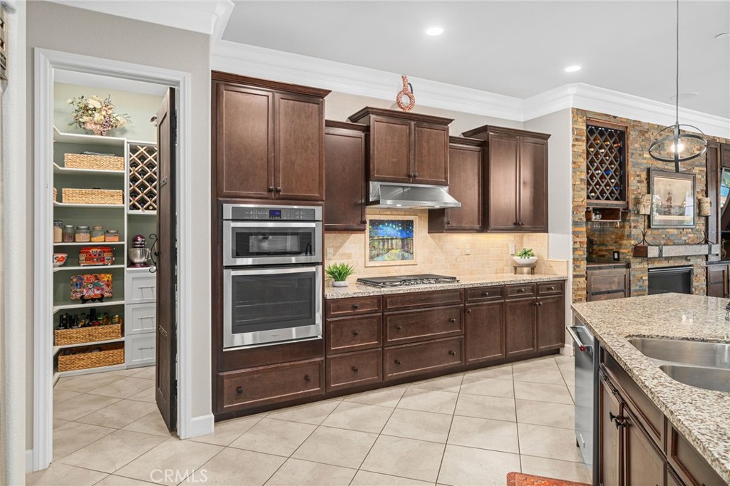 5657 Orion Place