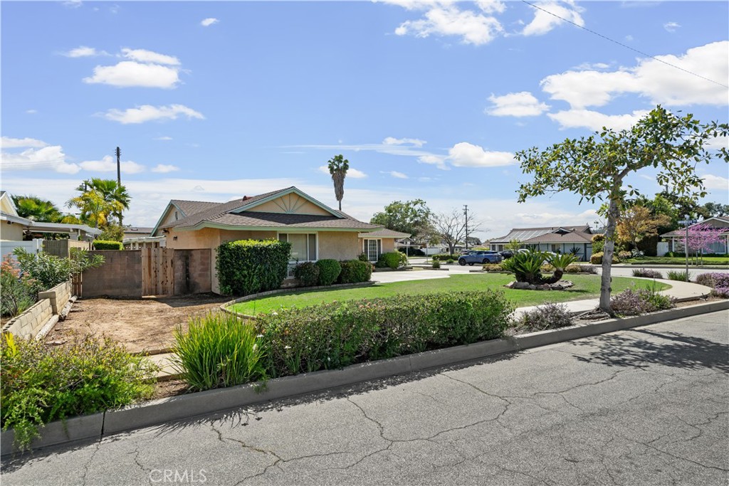 2120 Kenoma Street