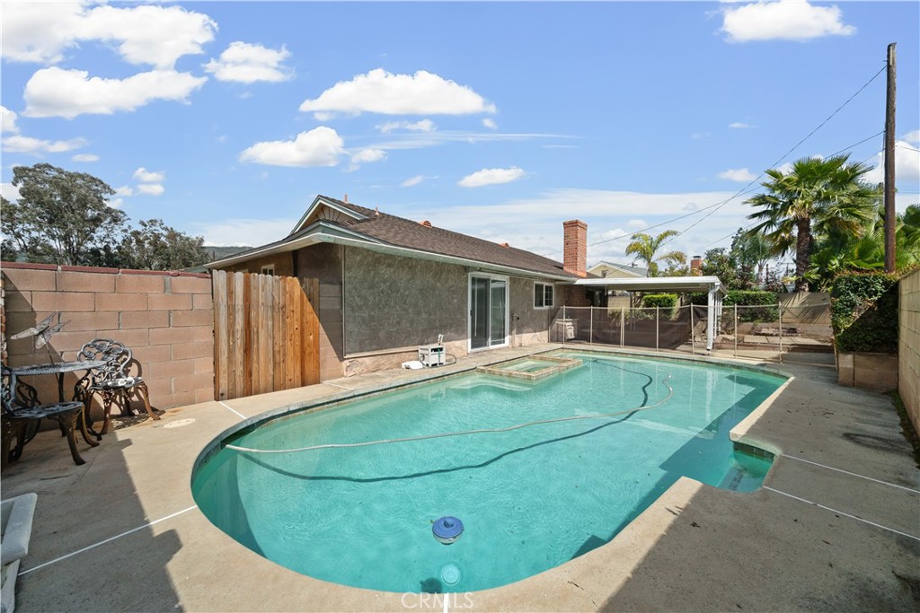 2120 Kenoma Street