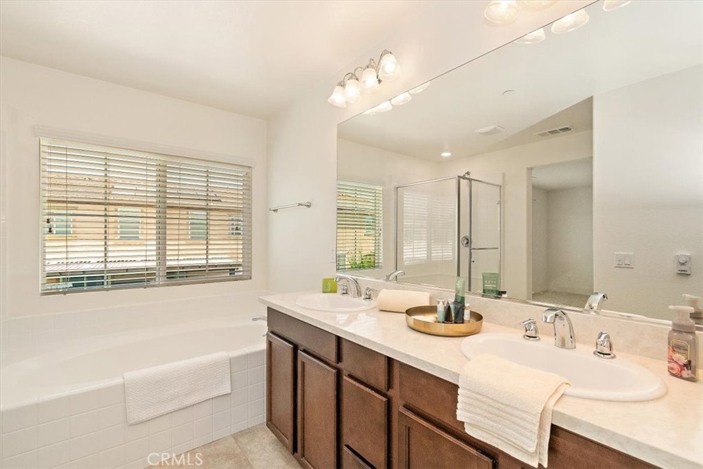 4025 Quartzite Lane