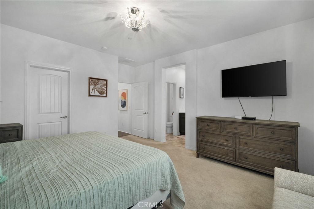 16051 Voyager Avenue