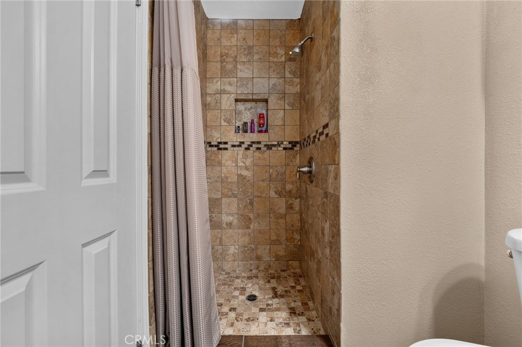 10113 Hemlock Street