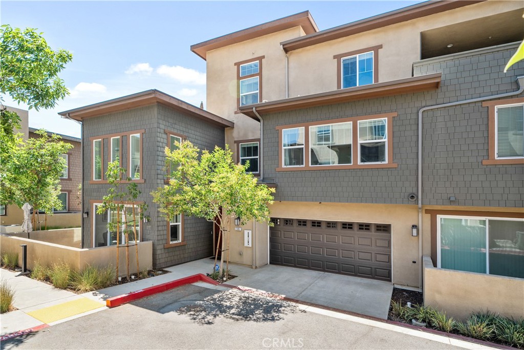 7387 Solstice Place