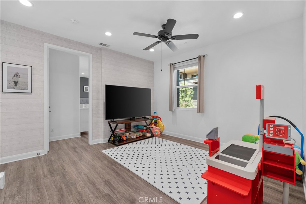 7387 Solstice Place