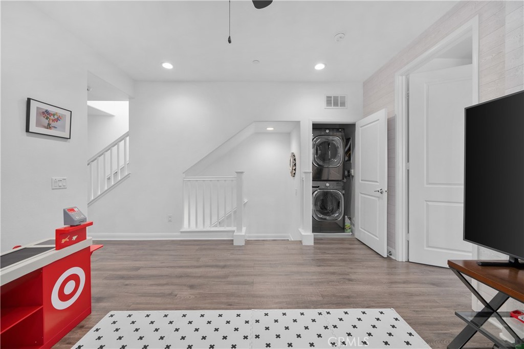 7387 Solstice Place