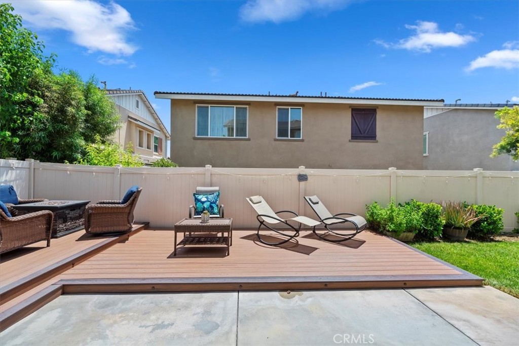 6169 Winona Street