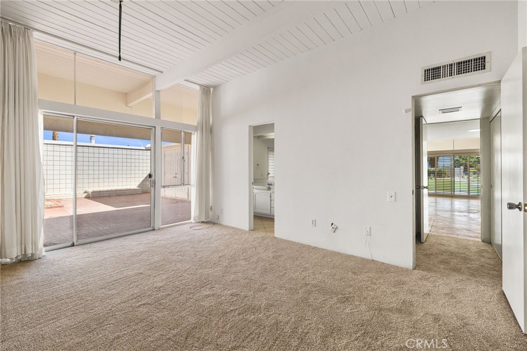 423 Sandpiper Street