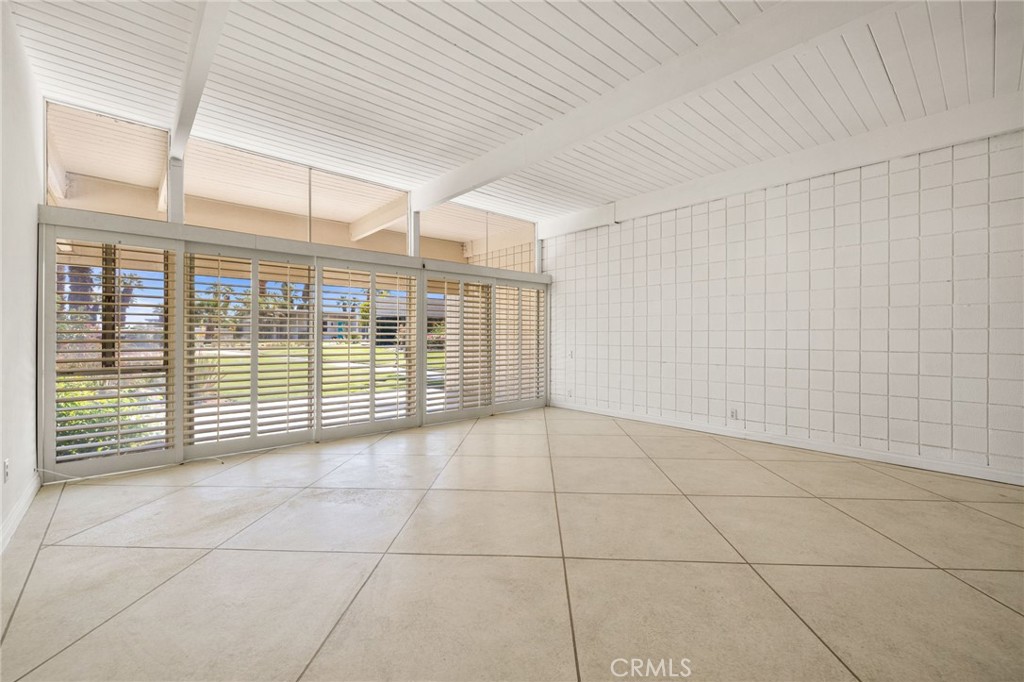 423 Sandpiper Street