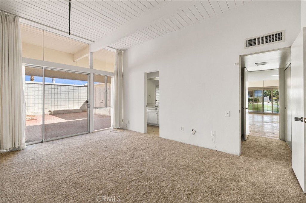 423 Sandpiper Street
