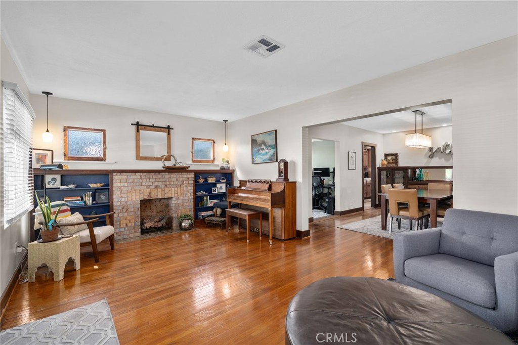 519 N 8th