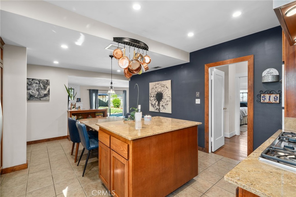 519 N 8th