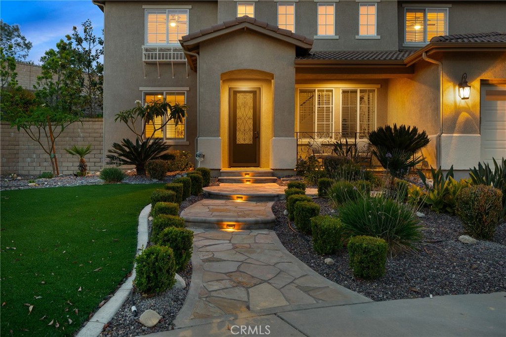5725 Newmarket