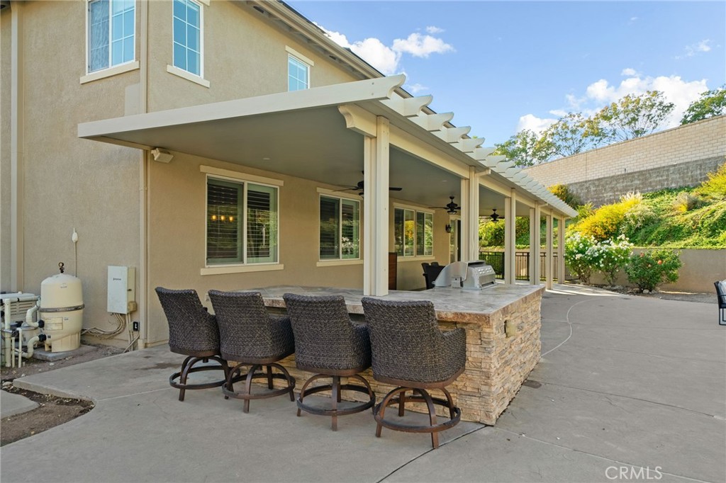 5725 Newmarket