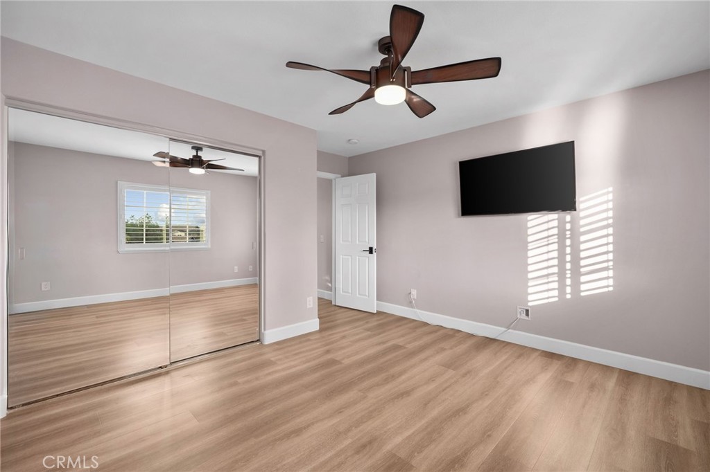 5725 Newmarket