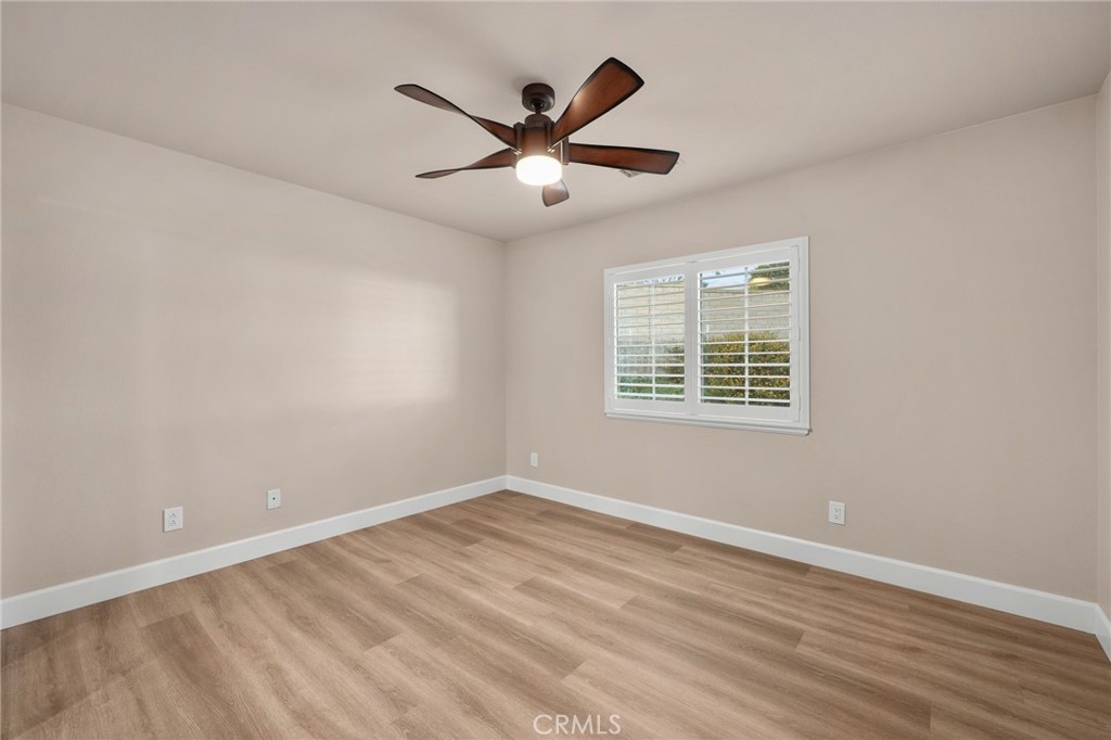5725 Newmarket