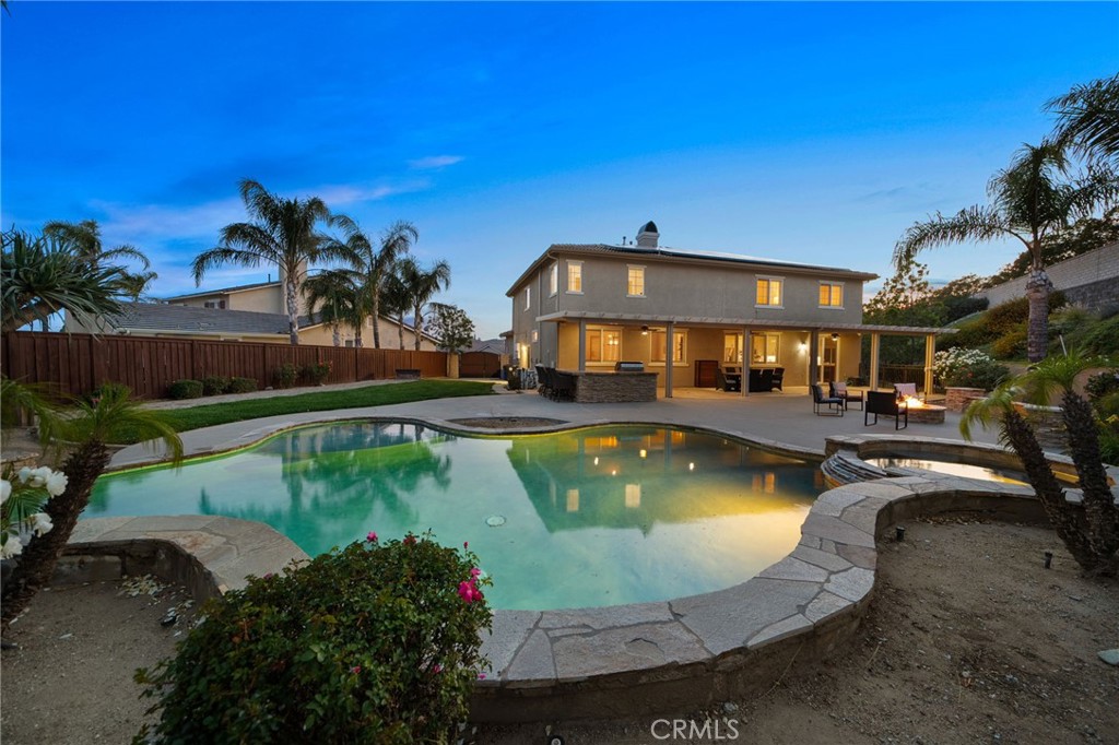 5725 Newmarket