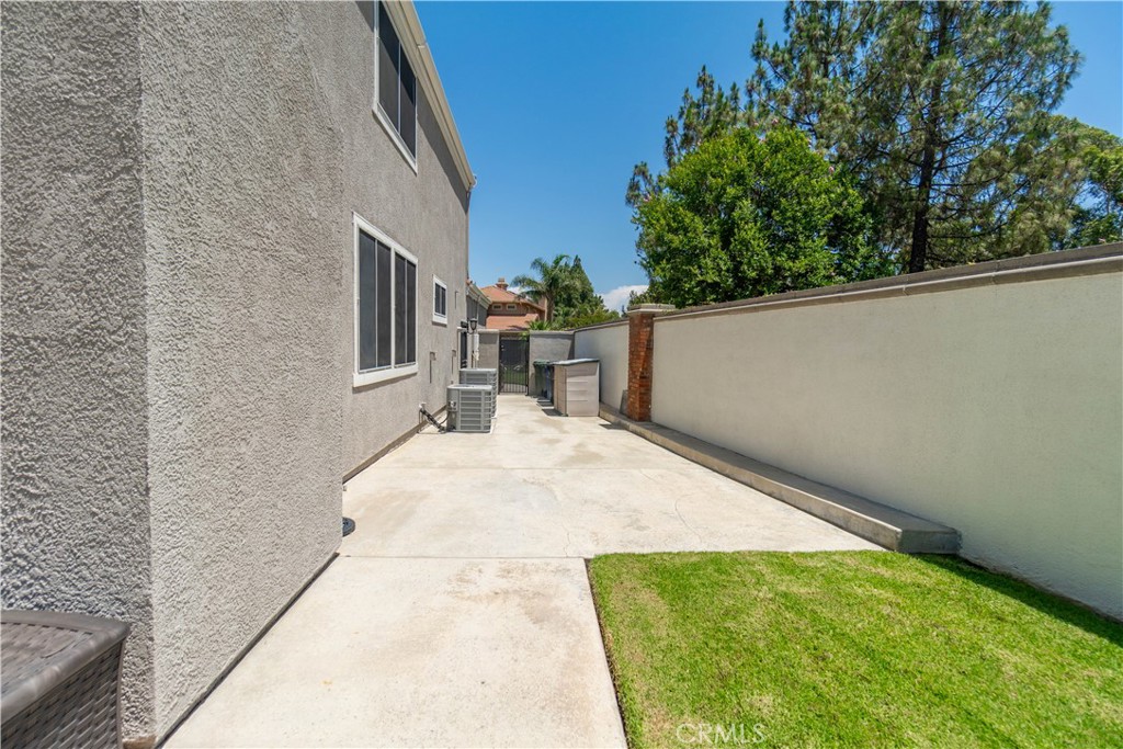 5688 Pasadena Court