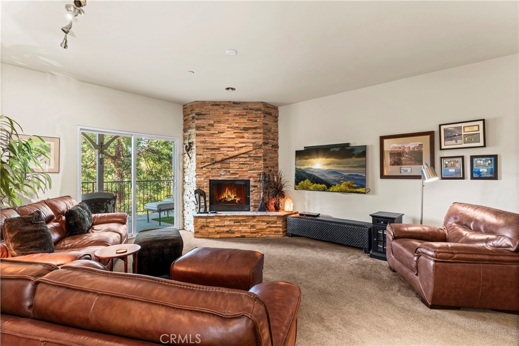 380 Pioneer Road
