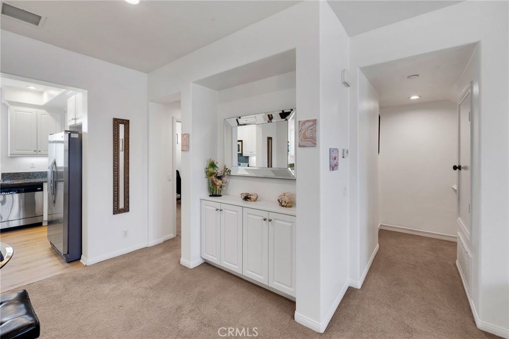3262 S Westmont Lane 8
