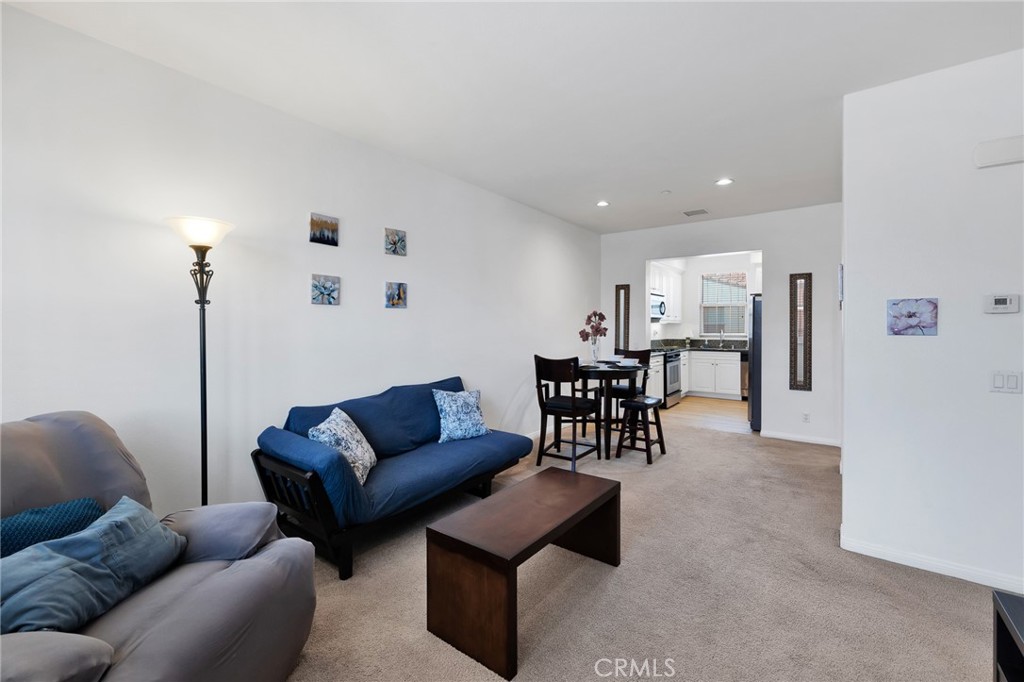 3262 S Westmont Lane 8