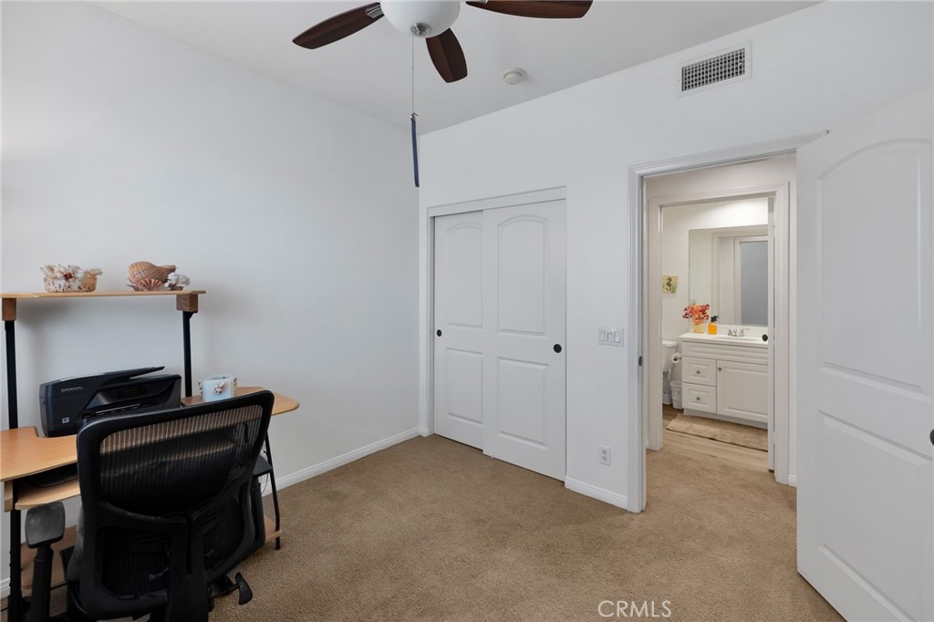 3262 S Westmont Lane 8